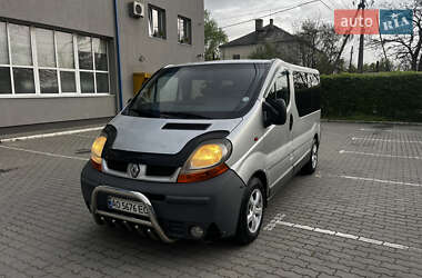 Минивэн Renault Trafic 2006 в 