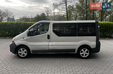 Минивэн Renault Trafic 2006 в 