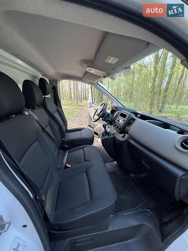 Вантажний фургон Renault Trafic 2019 в Баранівці