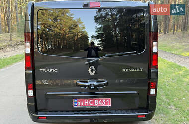 Минивэн Renault Trafic 2021 в 