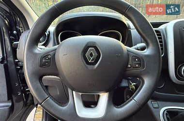 Минивэн Renault Trafic 2021 в 