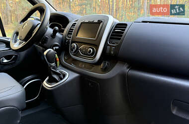 Минивэн Renault Trafic 2021 в 