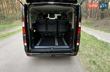 Минивэн Renault Trafic 2021 в 