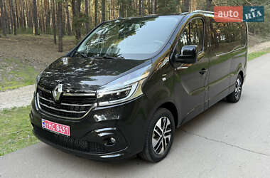 Минивэн Renault Trafic 2021 в 