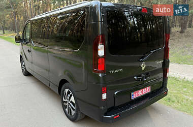 Минивэн Renault Trafic 2021 в 