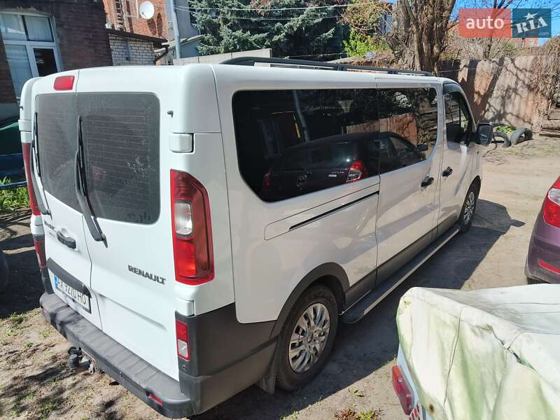 Минивэн Renault Trafic 2016 в Харькове