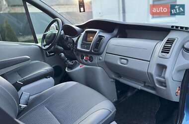 Мінівен Renault Trafic 2012 в 