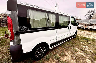 Минивэн Renault Trafic 2009 в 