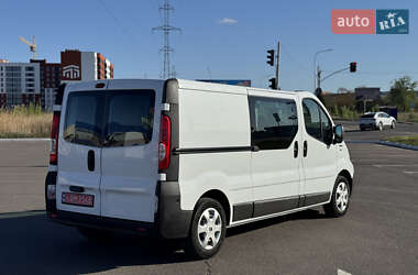 Минивэн Renault Trafic 2014 в 