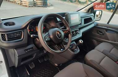Вантажний фургон Renault Trafic 2022 в 