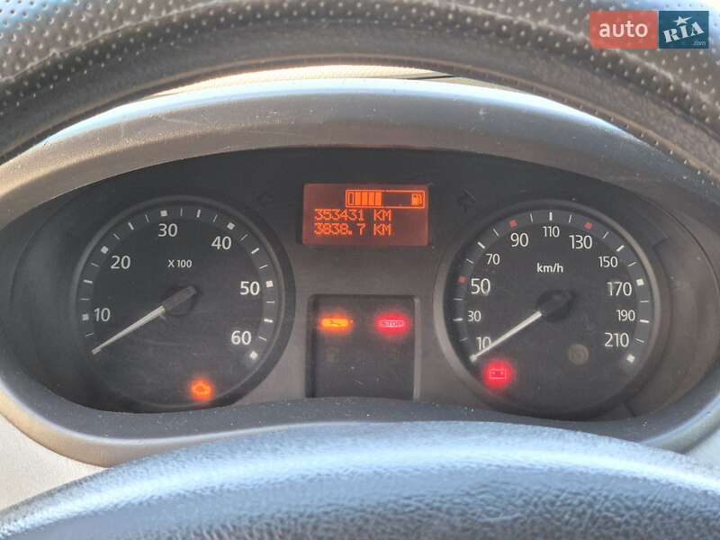 Мінівен Renault Trafic 2013 в Вінниці