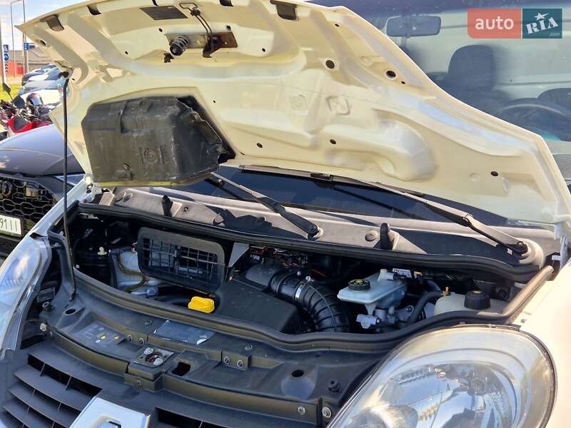 Мінівен Renault Trafic 2013 в Вінниці