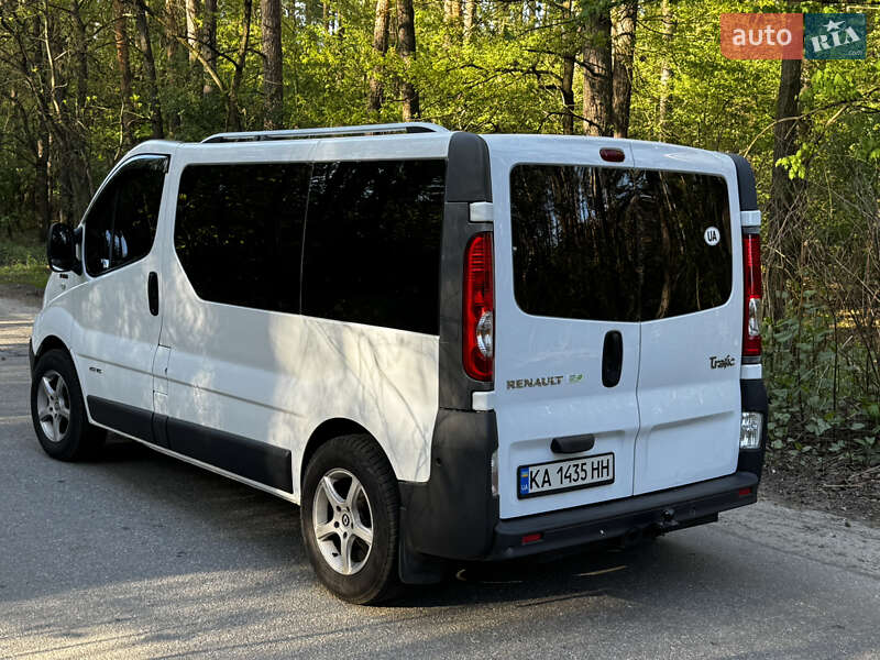 Renault Trafic 2011