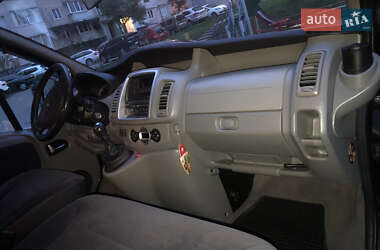 Мінівен Renault Trafic 2014 в 
