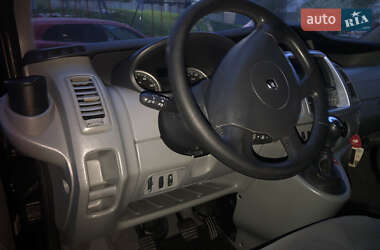 Мінівен Renault Trafic 2014 в 