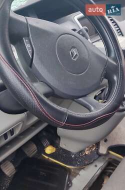Мінівен Renault Trafic 2014 в 