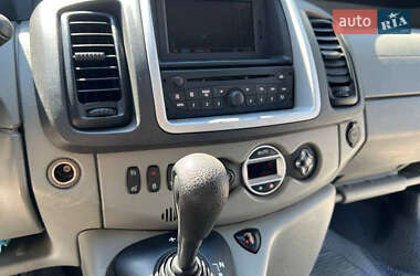 Мінівен Renault Trafic 2013 в 