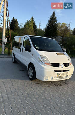 Мінівен Renault Trafic 2006 в 