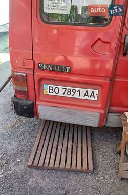 Другие автобусы Renault Trafic 1988 в Житомире