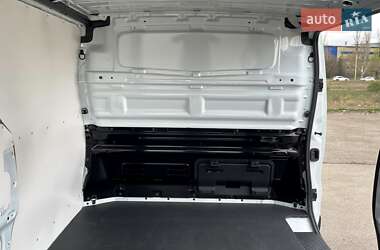 Вантажний фургон Renault Trafic 2019 в 