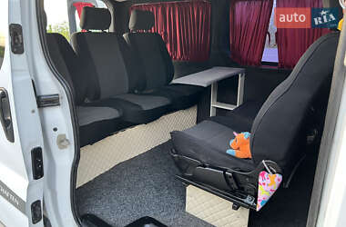 Минивэн Renault Trafic 2005 в 
