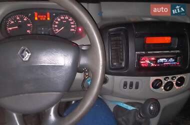 Мінівен Renault Trafic 2005 в 