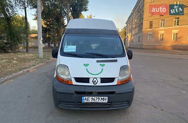 Грузовой фургон Renault Trafic 2006 в 