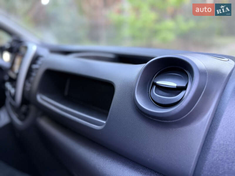 Другие грузовики Renault Trafic 2021 в Киеве