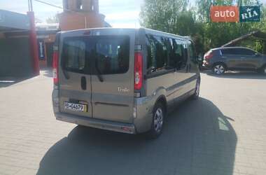 Минивэн Renault Trafic 2012 в 