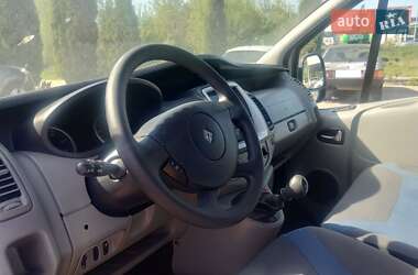 Минивэн Renault Trafic 2012 в 