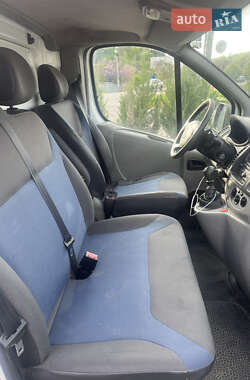 Вантажний фургон Renault Trafic 2012 в 
