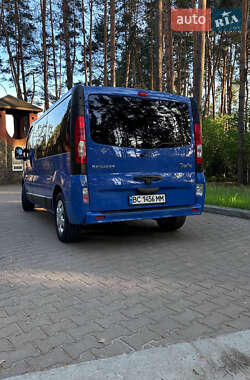 Мінівен Renault Trafic 2011 в 