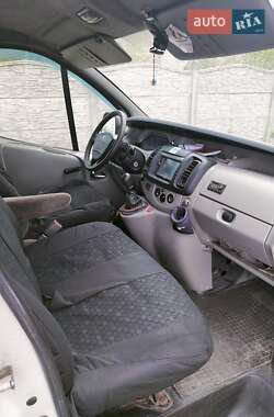 Минивэн Renault Trafic 2001 в 
