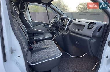 Мінівен Renault Trafic 2017 в 