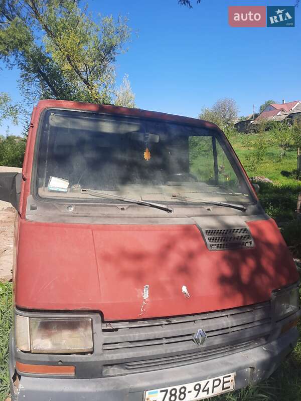 Інші автобуси Renault Trafic 1994 в Кіцмані