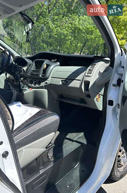 Вантажний фургон Renault Trafic 2010 в 