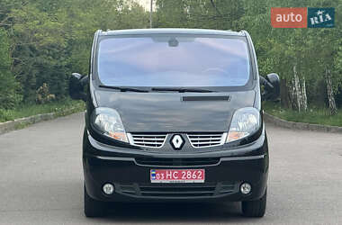 Мінівен Renault Trafic 2014 в 