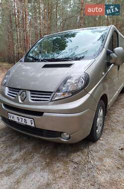 Мінівен Renault Trafic 2014 в Романіву