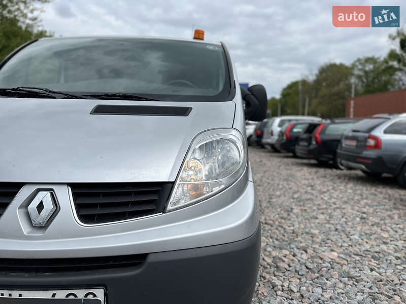 Вантажний фургон Renault Trafic 2013 в Рівному