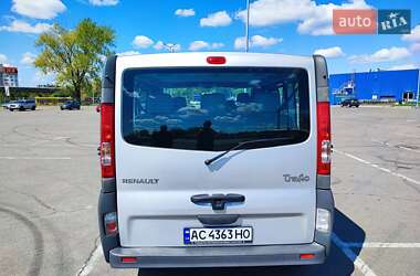 Минивэн Renault Trafic 2011 в 