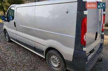 Грузовой фургон Renault Trafic 2012 в 
