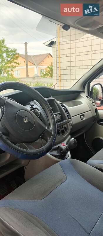 Вантажний фургон Renault Trafic 2012 в 