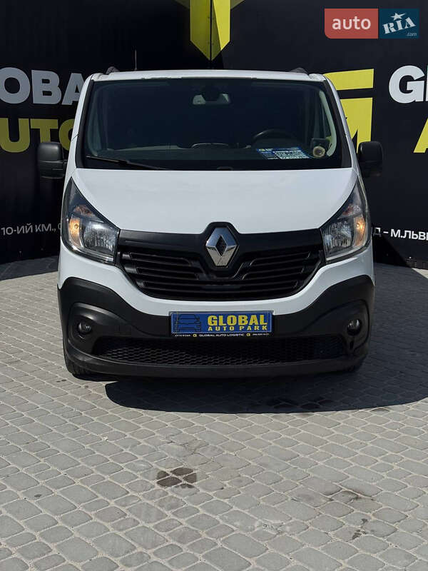 Renault Trafic 2015