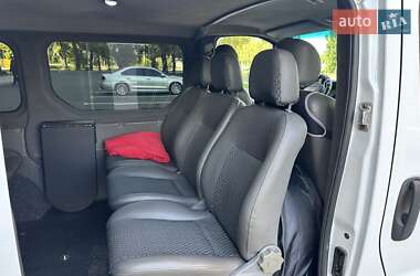 Минивэн Renault Trafic 2004 в 