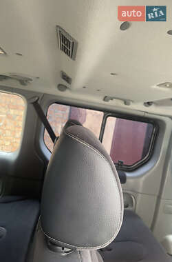 Минивэн Renault Trafic 2010 в 