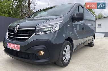 Вантажний фургон Renault Trafic 2022 в 