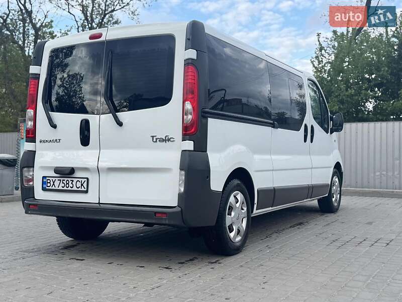 Мінівен Renault Trafic 2013 в Старокостянтинові