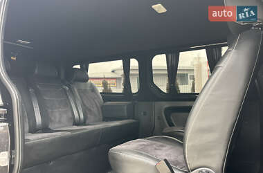 Минивэн Renault Trafic 2020 в 