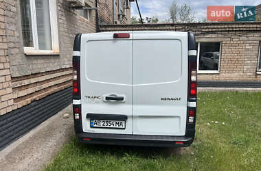 Грузовой фургон Renault Trafic 2016 в 