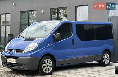 Минивэн Renault Trafic 2010 в 